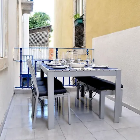 Intendente-terrasse By Interhome * Lisbon